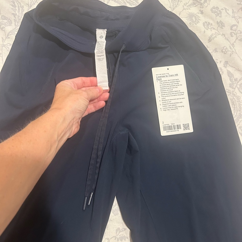 Lululemon License to Train HR Pants